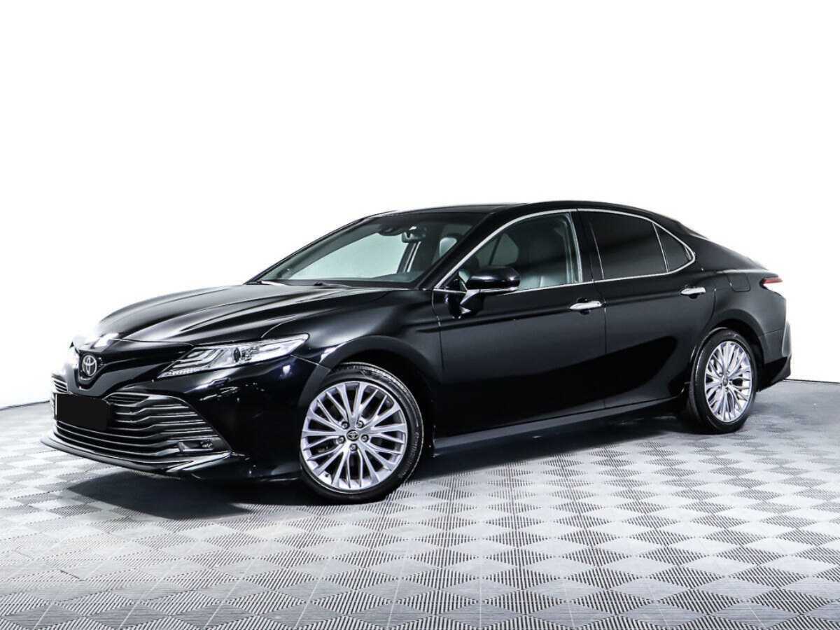 Toyota Camry 2020 года с пробегом. Посмотреть фото
