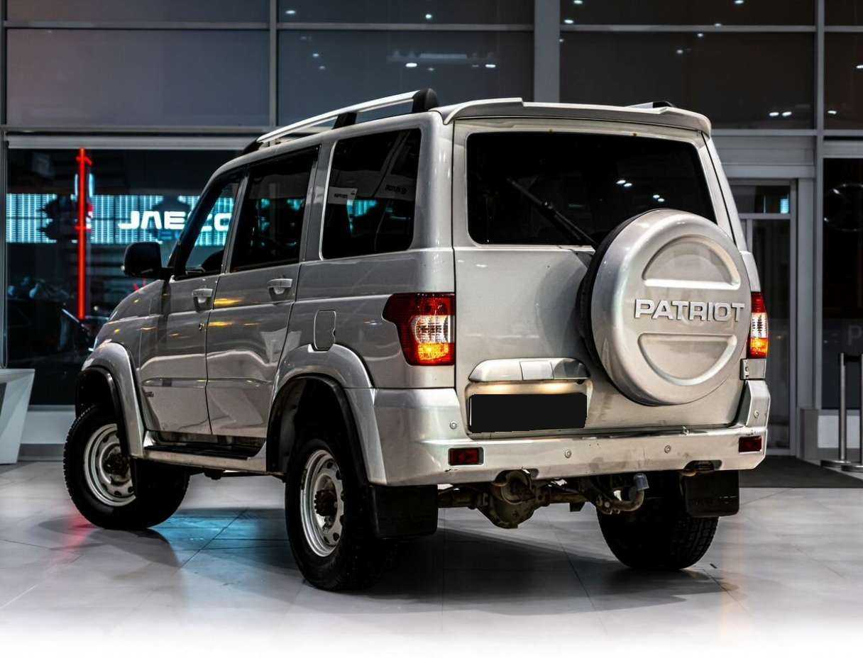 УАЗ Patriot 2015 года с пробегом. Фото: #3