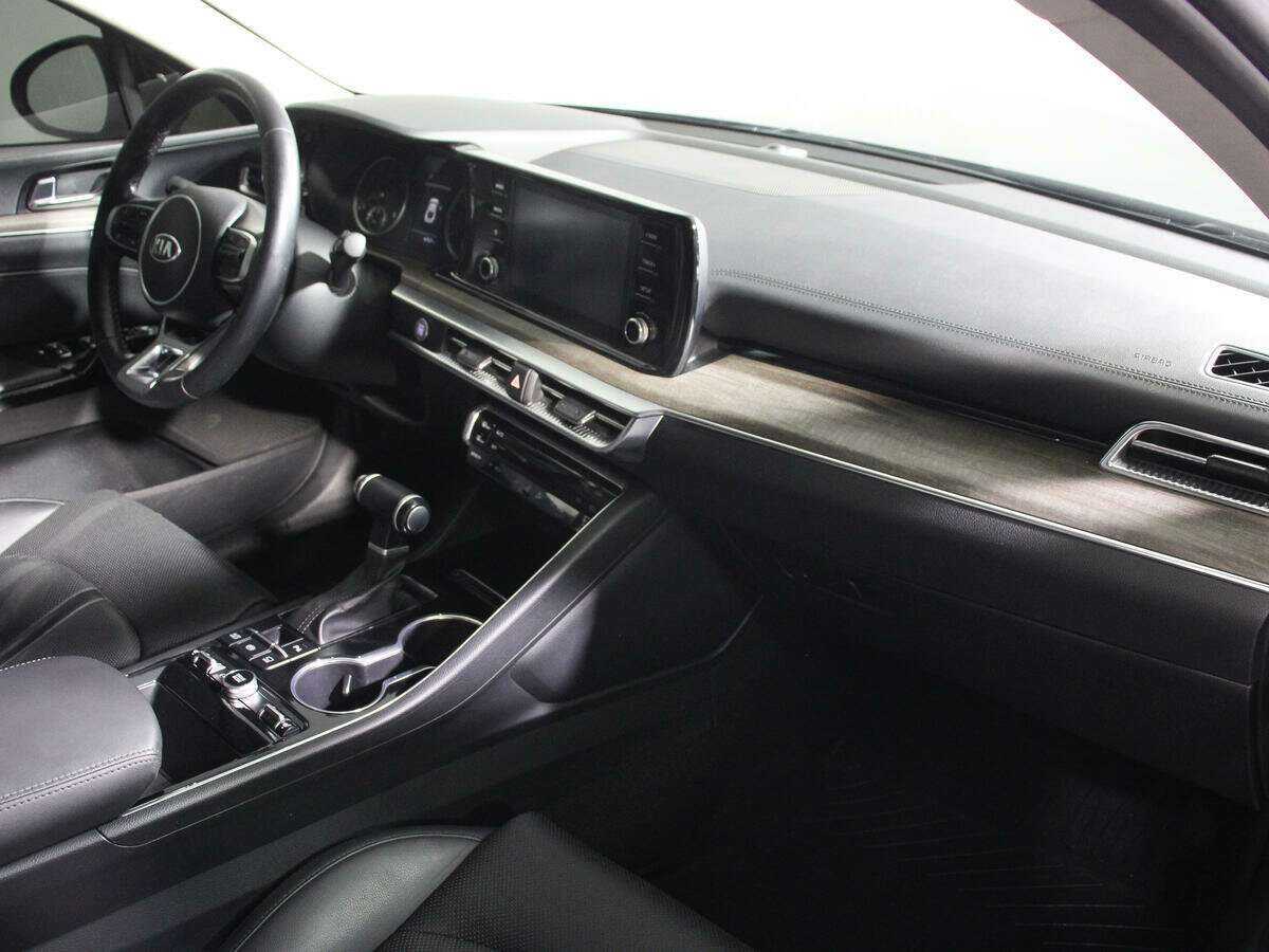 Kia K5 2021 года с пробегом. Фото: #6