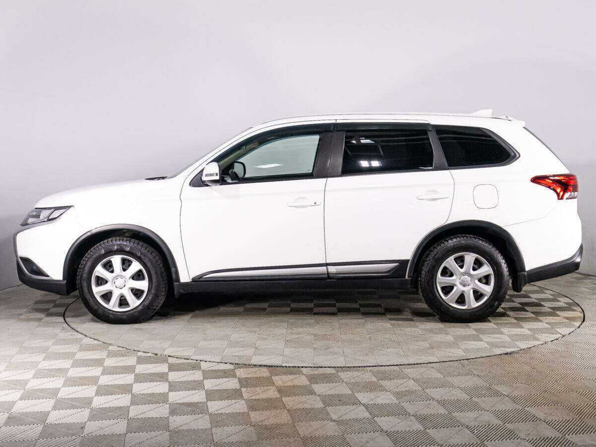 Mitsubishi Outlander 2019 года с пробегом. Фото: #7