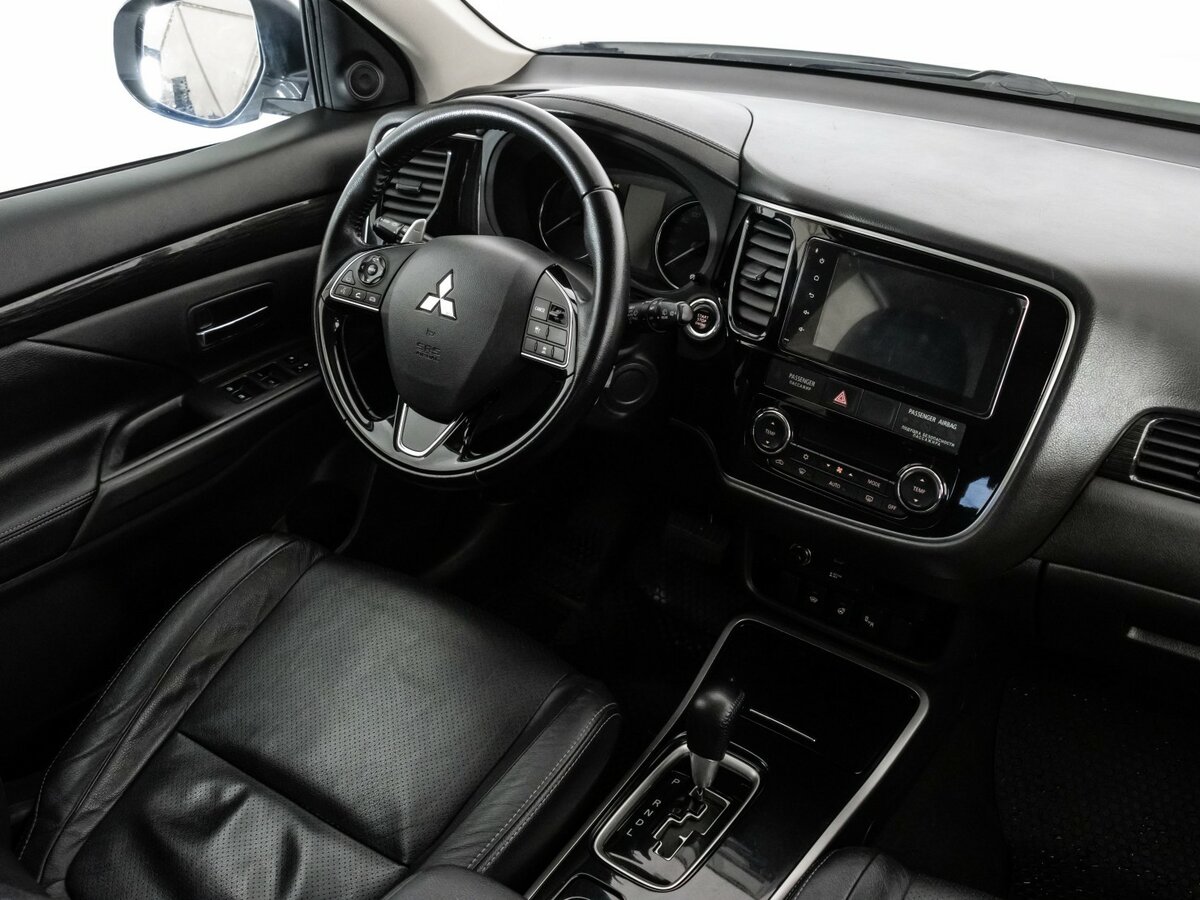 Mitsubishi Outlander 2017 года с пробегом. Фото: #6