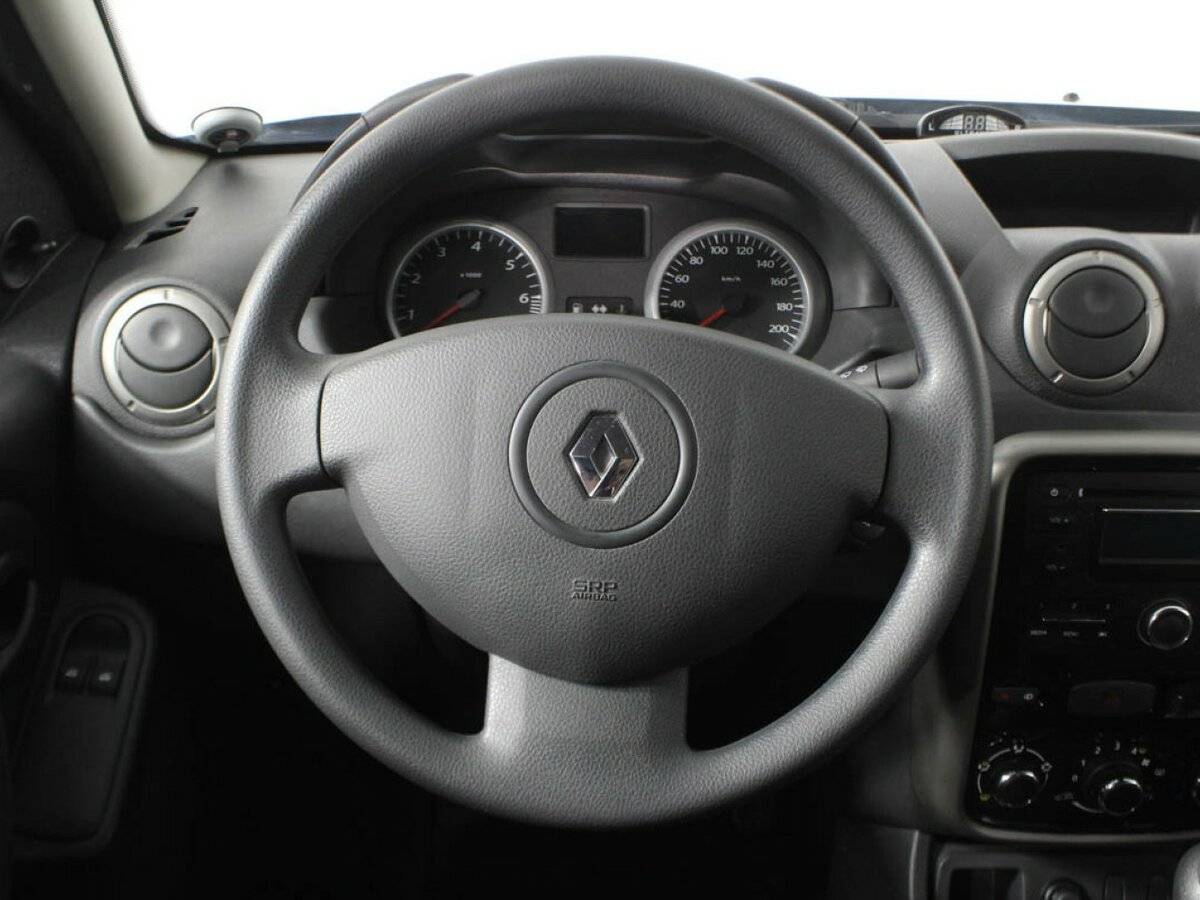 Renault Duster 2015 года с пробегом. Фото: #4