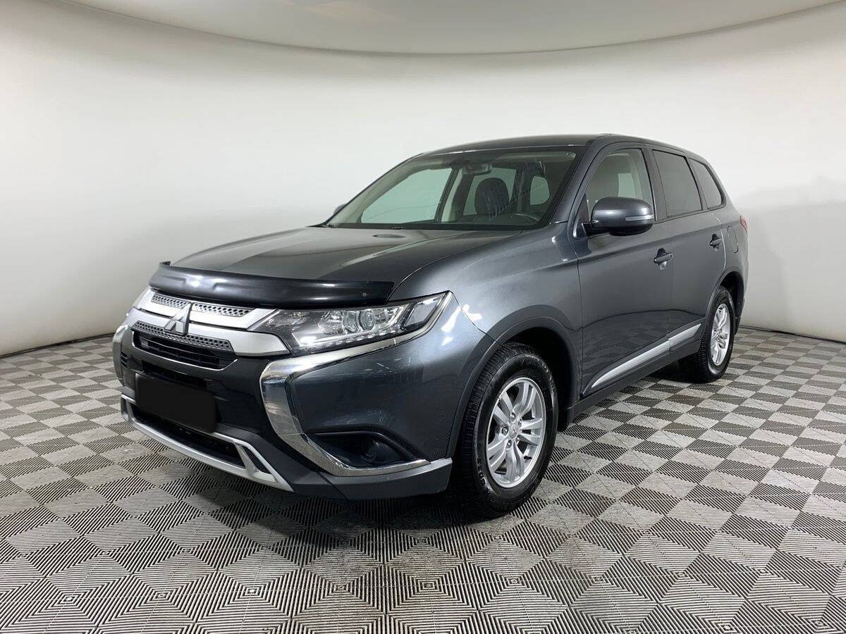 Mitsubishi Outlander 2019 года с пробегом. Посмотреть фото