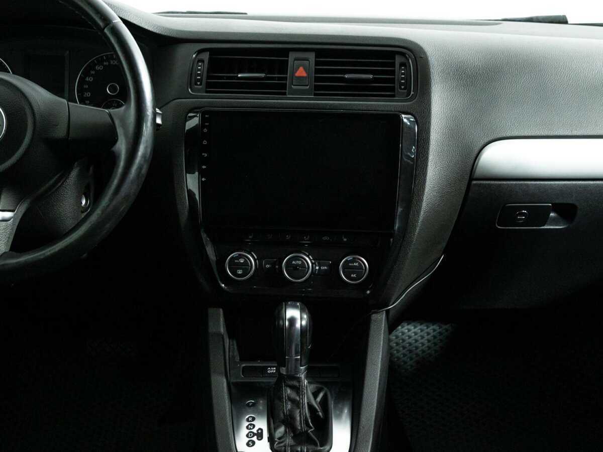 Volkswagen Jetta 2012 года с пробегом. Фото: #13