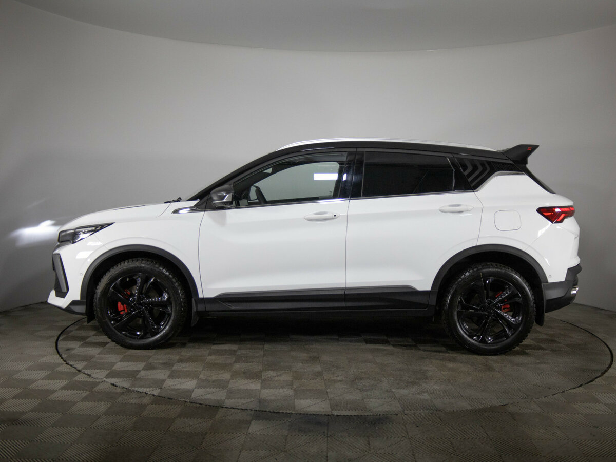 Geely Coolray 2023 года с пробегом. Фото: #6