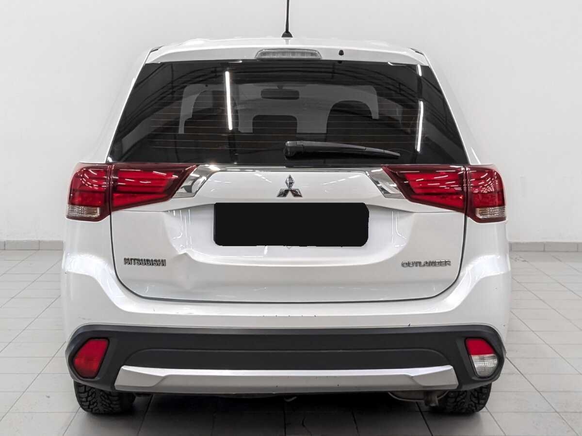 Mitsubishi Outlander 2015 года с пробегом. Фото: #5