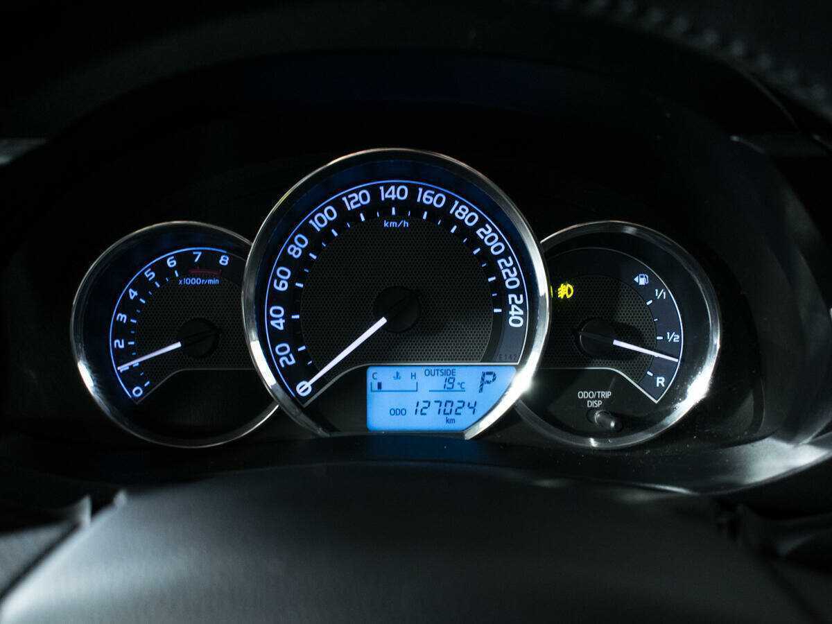 Toyota Corolla 2013 года с пробегом. Фото: #10