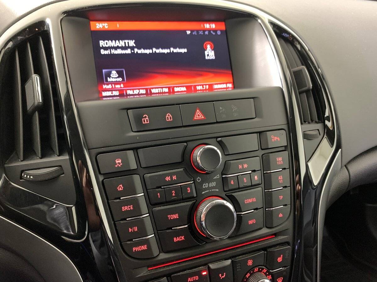 Opel Astra 2014 года с пробегом. Фото: #14