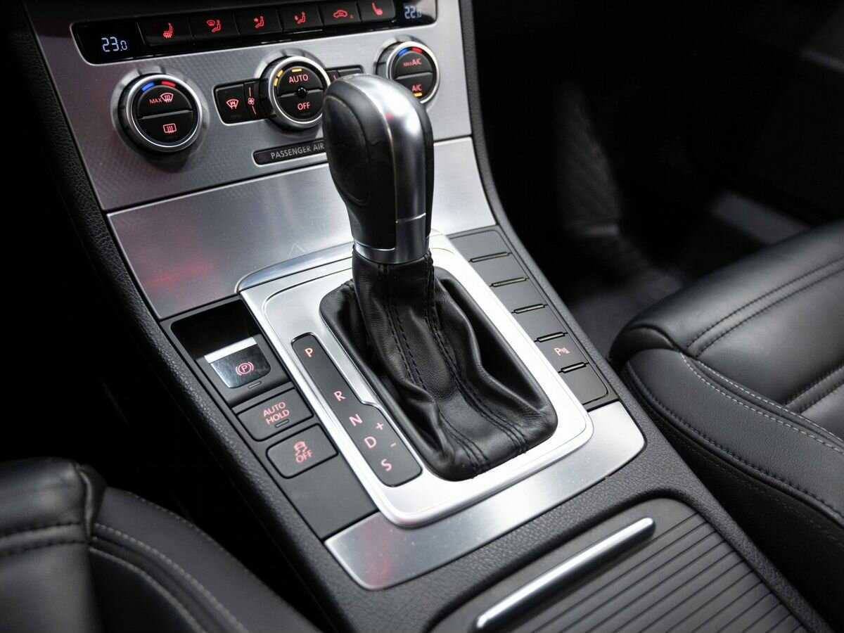 Volkswagen Passat CC 2013 года с пробегом. Фото: #23