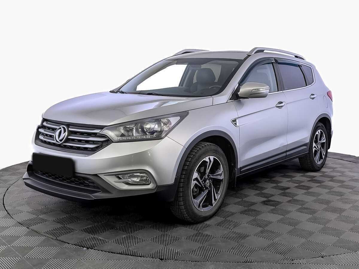 Dongfeng AX7 2018 года с пробегом. Посмотреть фото