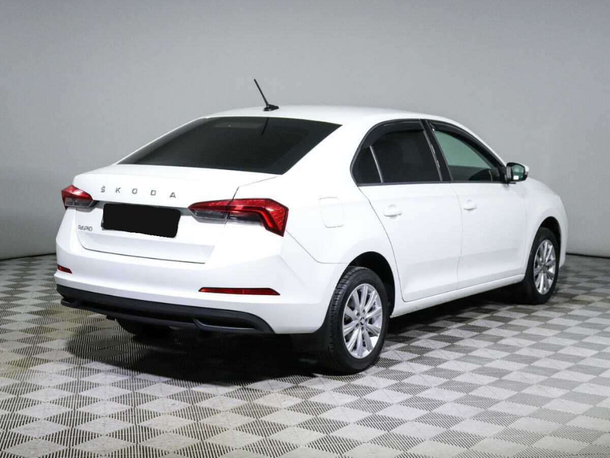 Skoda Rapid 2021 года с пробегом. Фото: #4