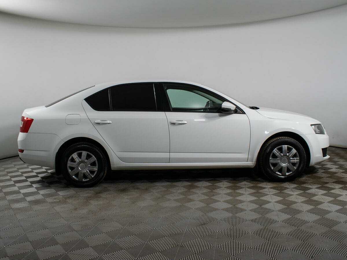 Skoda Octavia 2016 года с пробегом. Фото: #3