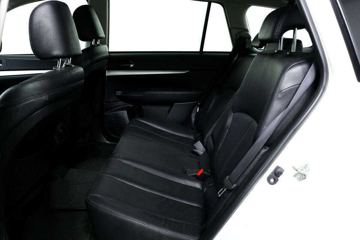 Subaru Outback 2012 года с пробегом. Фото: #11