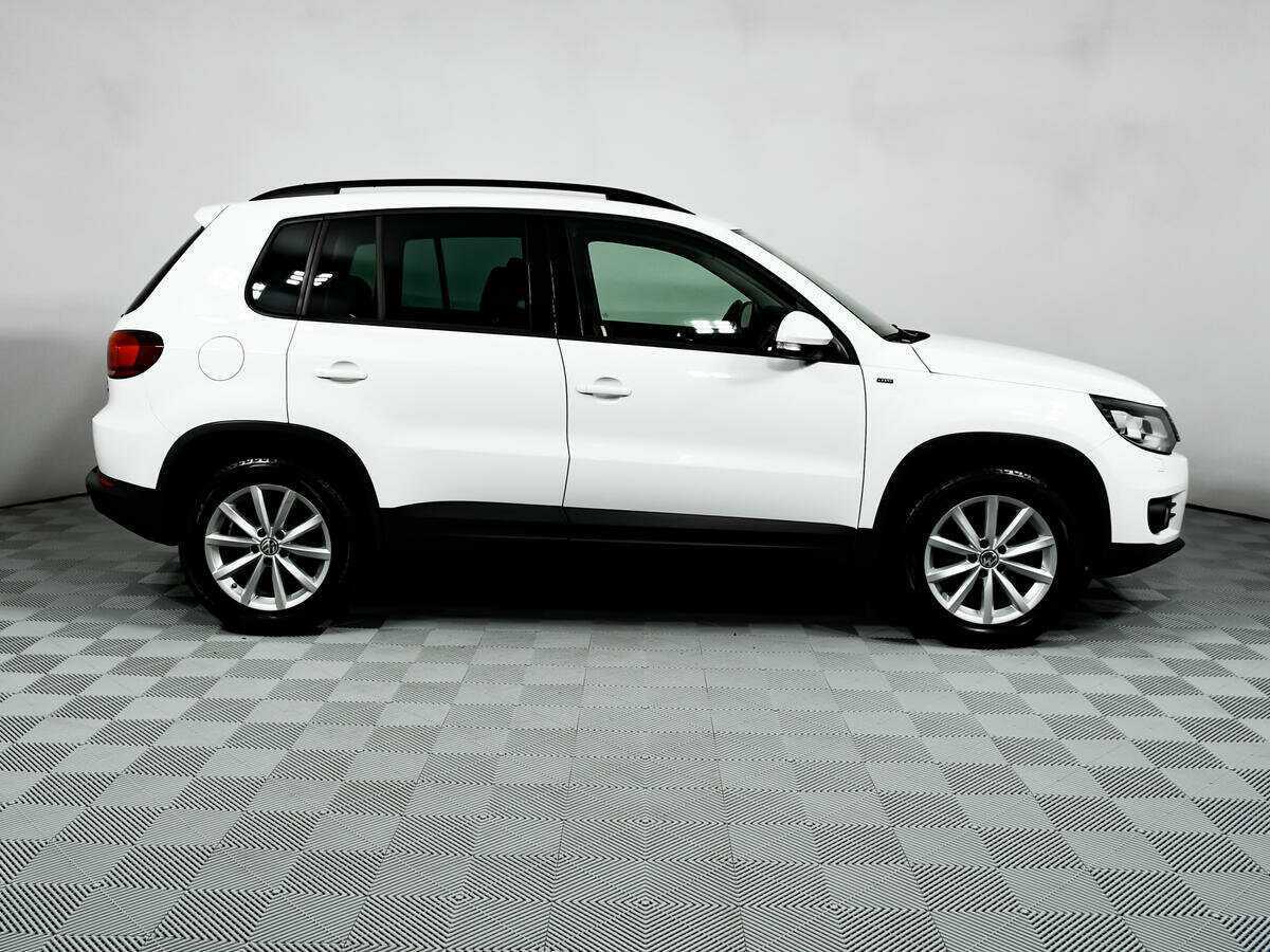 Volkswagen Tiguan 2016 года с пробегом. Фото: #3