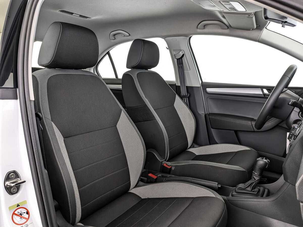 Skoda Rapid 2019 года с пробегом. Фото: #19