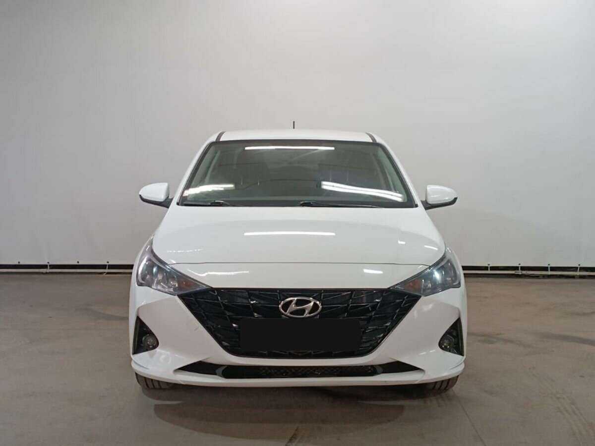 Hyundai Solaris 2022 года с пробегом. Фото: #1