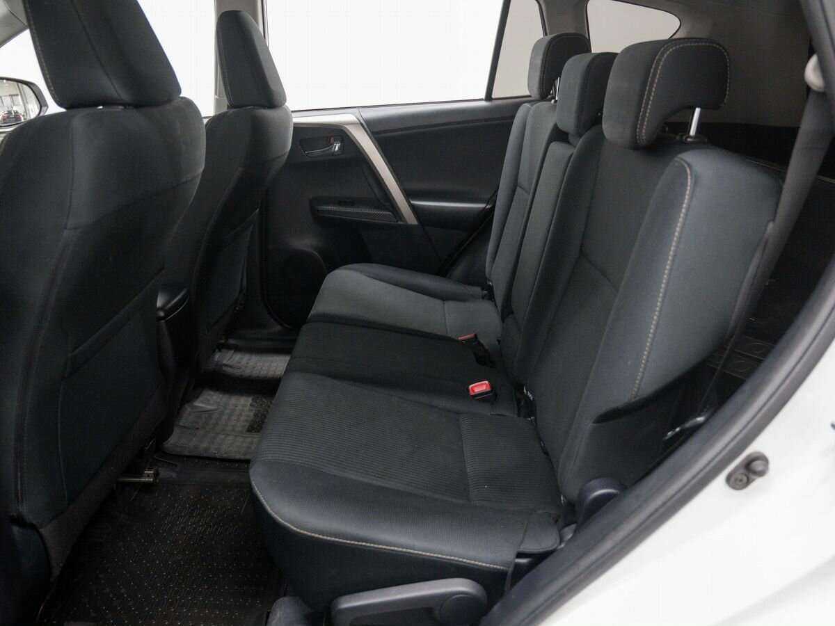 Toyota RAV4 2014 года с пробегом. Фото: #11