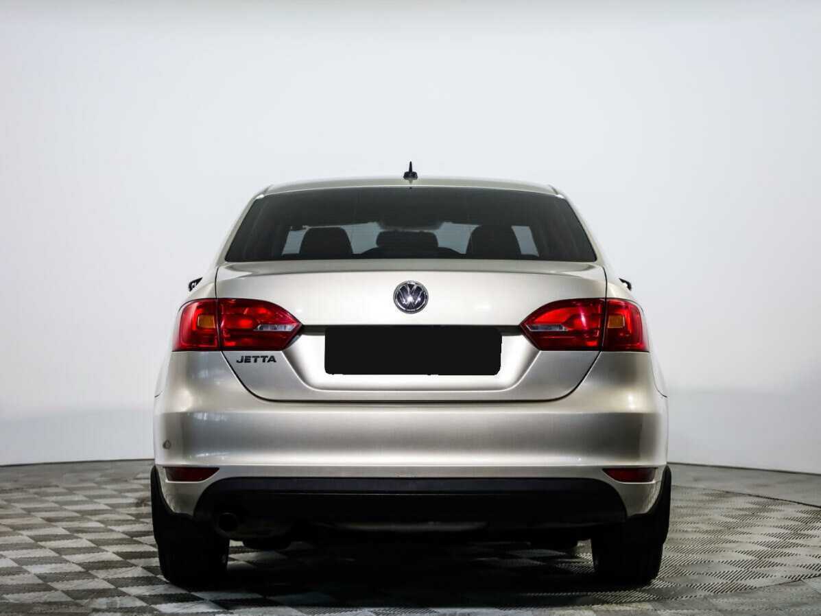 Volkswagen Jetta 2012 года с пробегом. Фото: #4