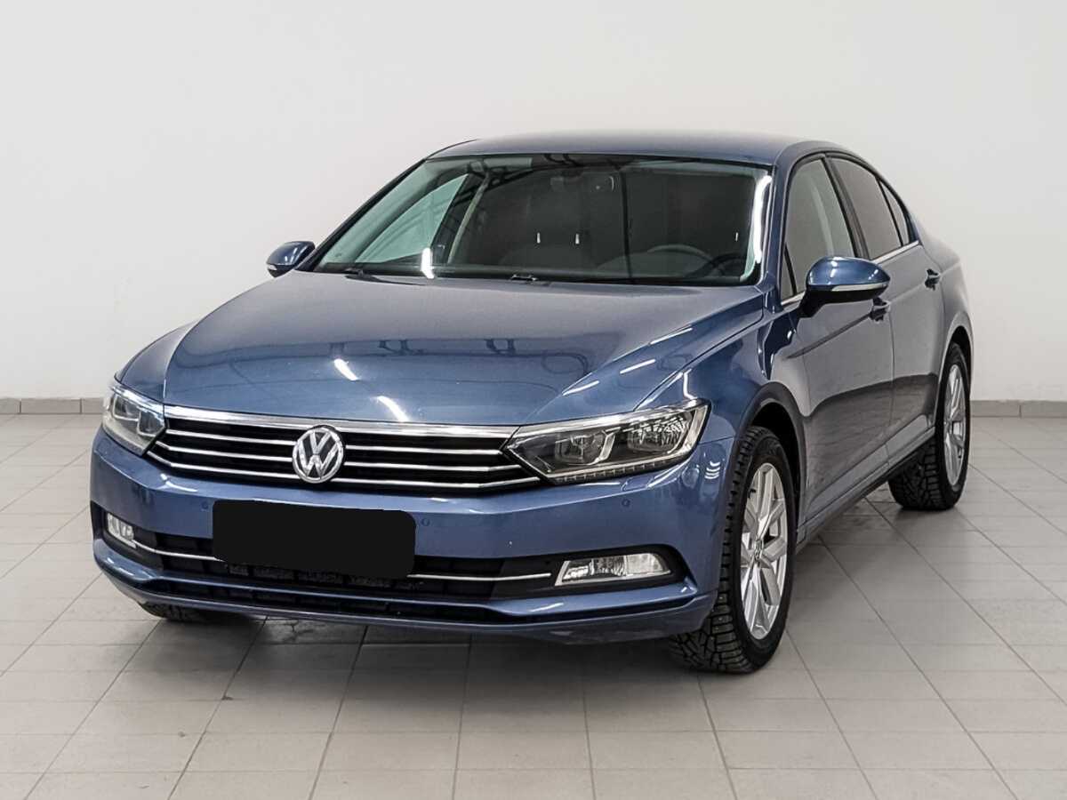 Volkswagen Passat 2015 года с пробегом. Посмотреть фото