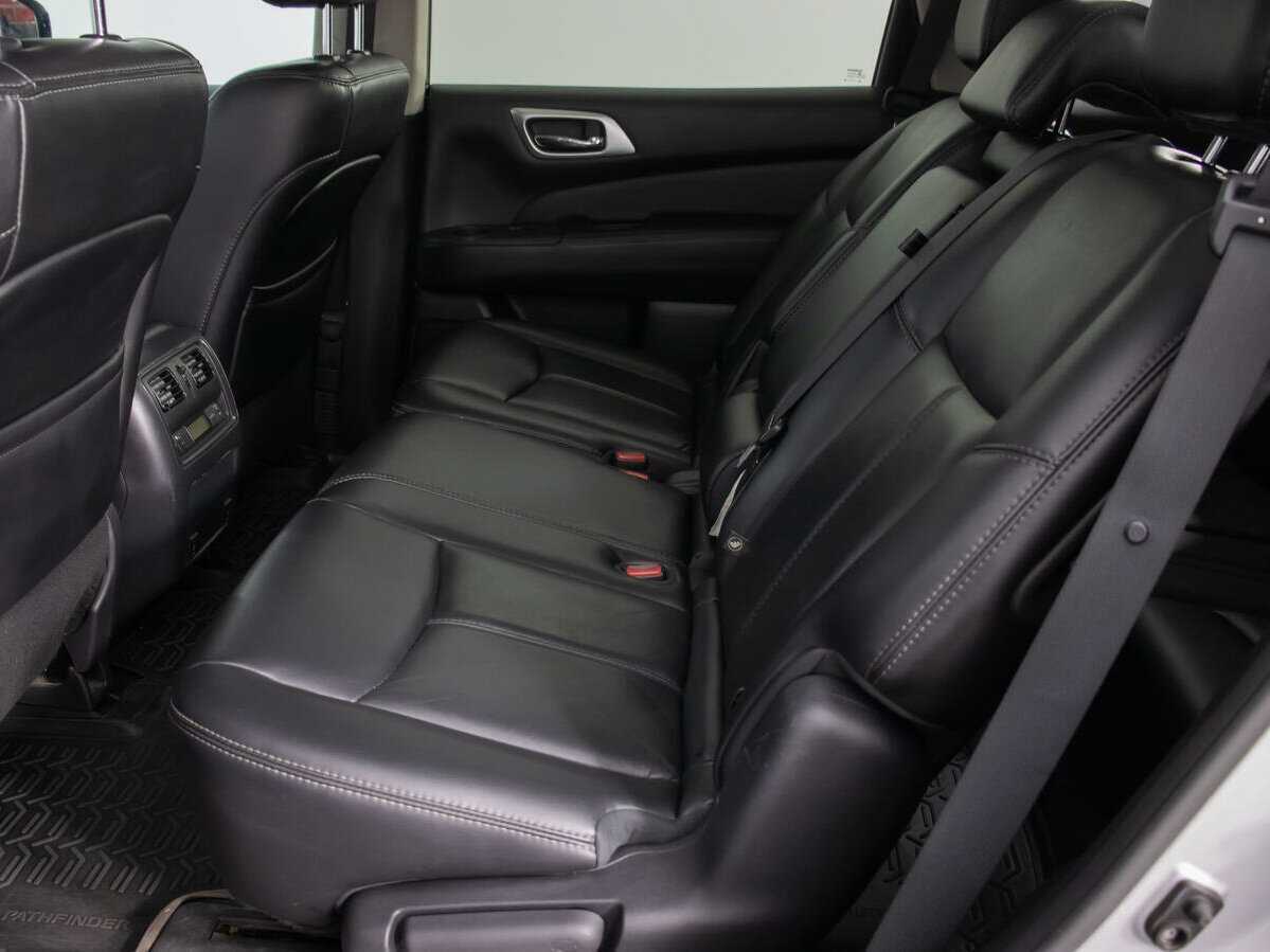 Nissan Pathfinder 2015 года с пробегом. Фото: #10