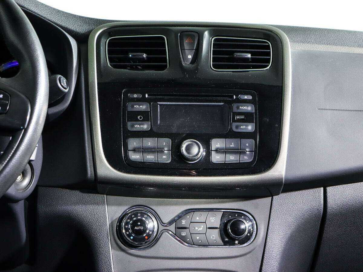 Renault Sandero 2016 года с пробегом. Фото: #10