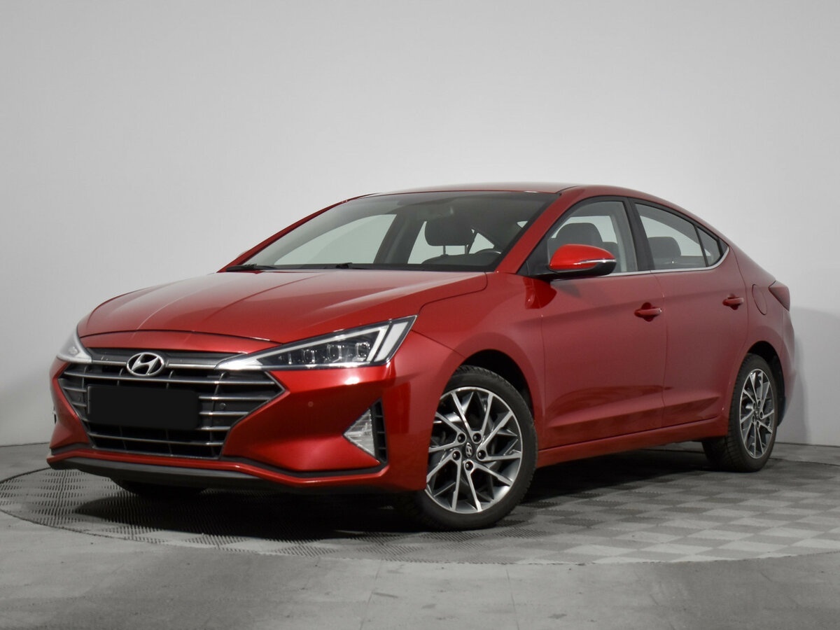 Hyundai Elantra 2019 года с пробегом. Посмотреть фото