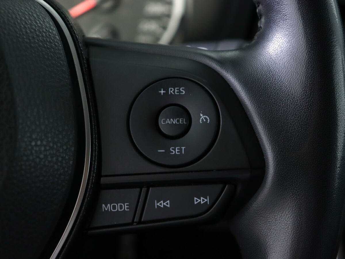 Toyota RAV4 2019 года с пробегом. Фото: #18