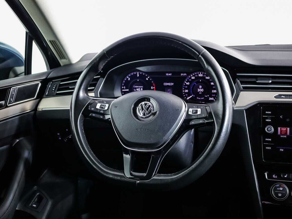 Volkswagen Passat 2017 года с пробегом. Фото: #9