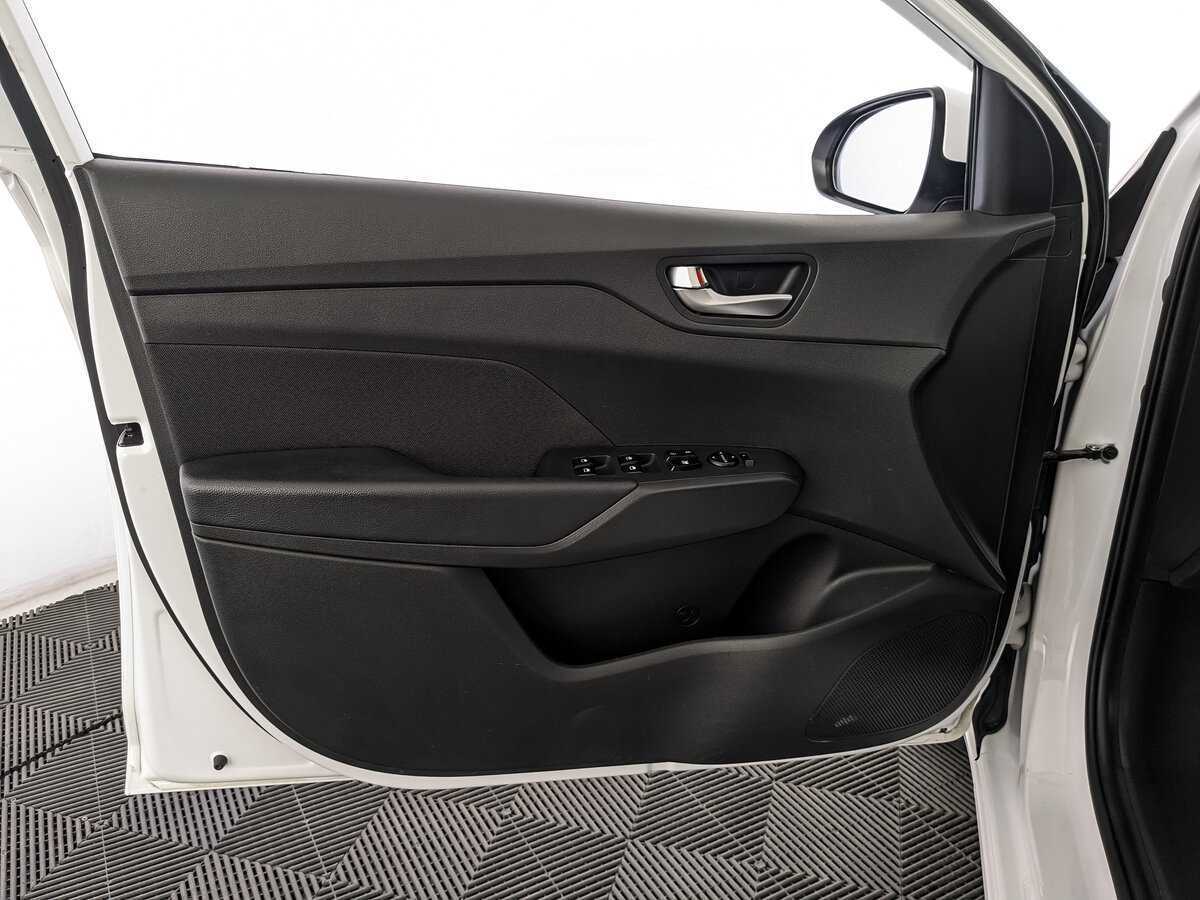 Hyundai Solaris 2022 года с пробегом. Фото: #14