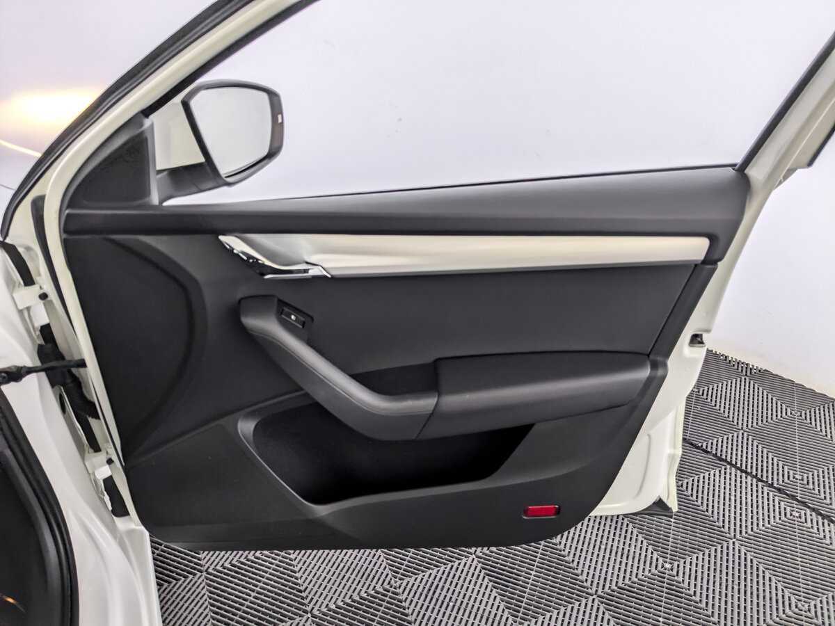 Skoda Octavia 2017 года с пробегом. Фото: #19