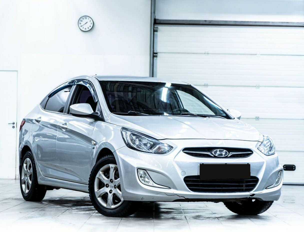 Hyundai Solaris 2013 года с пробегом. Посмотреть фото