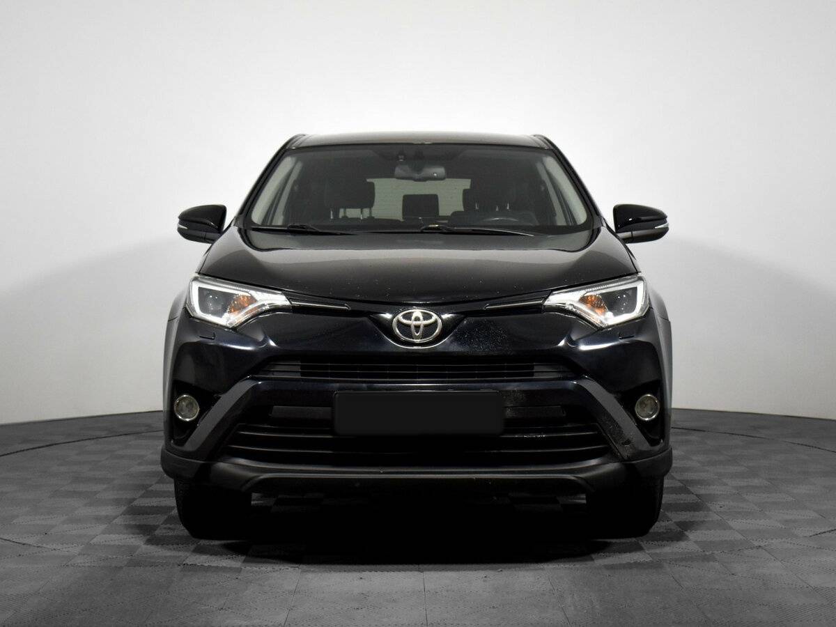 Toyota RAV4 2018 года с пробегом. Фото: #1