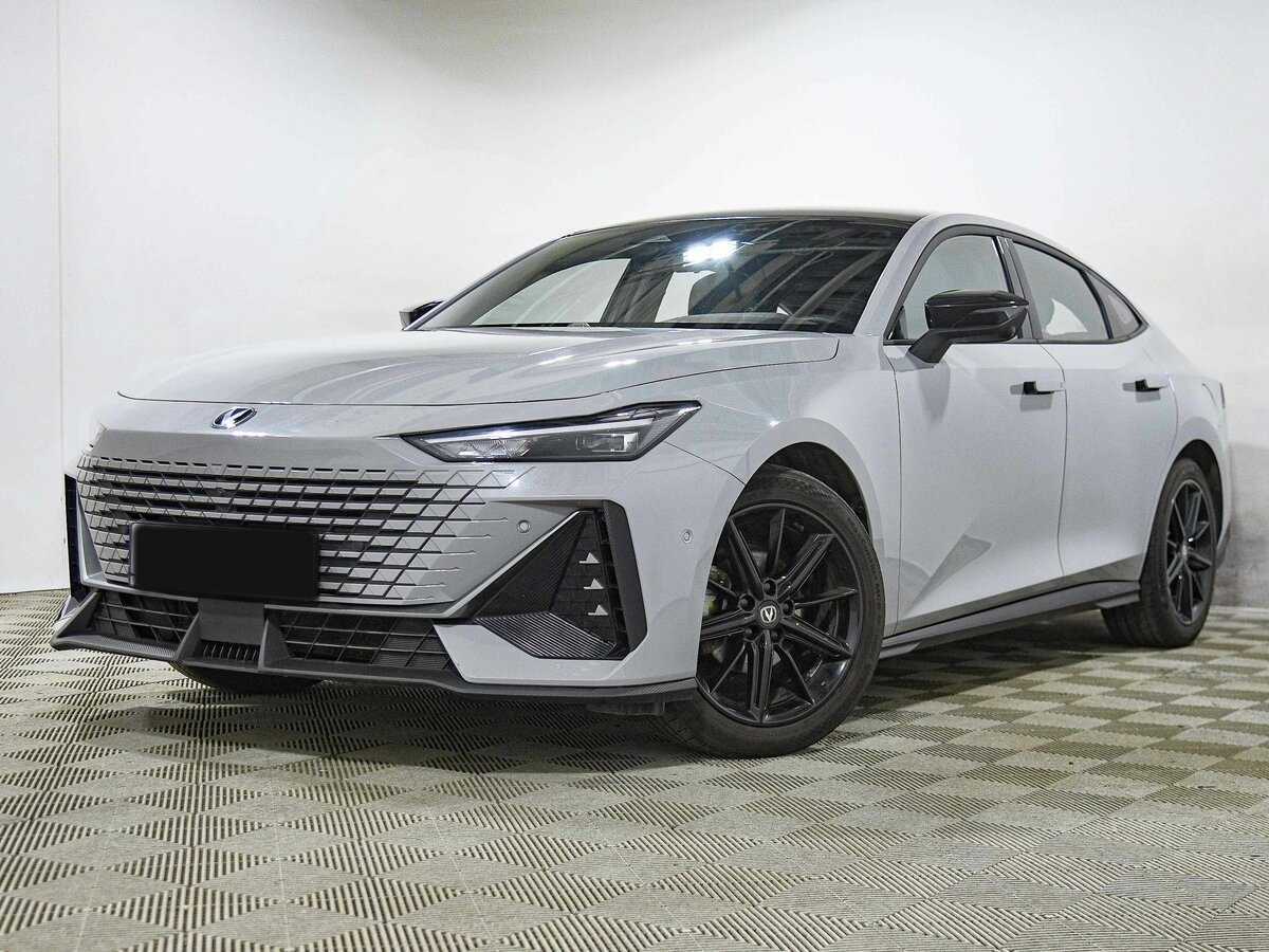 Changan UNI-V 2023 года с пробегом. Фото: #0