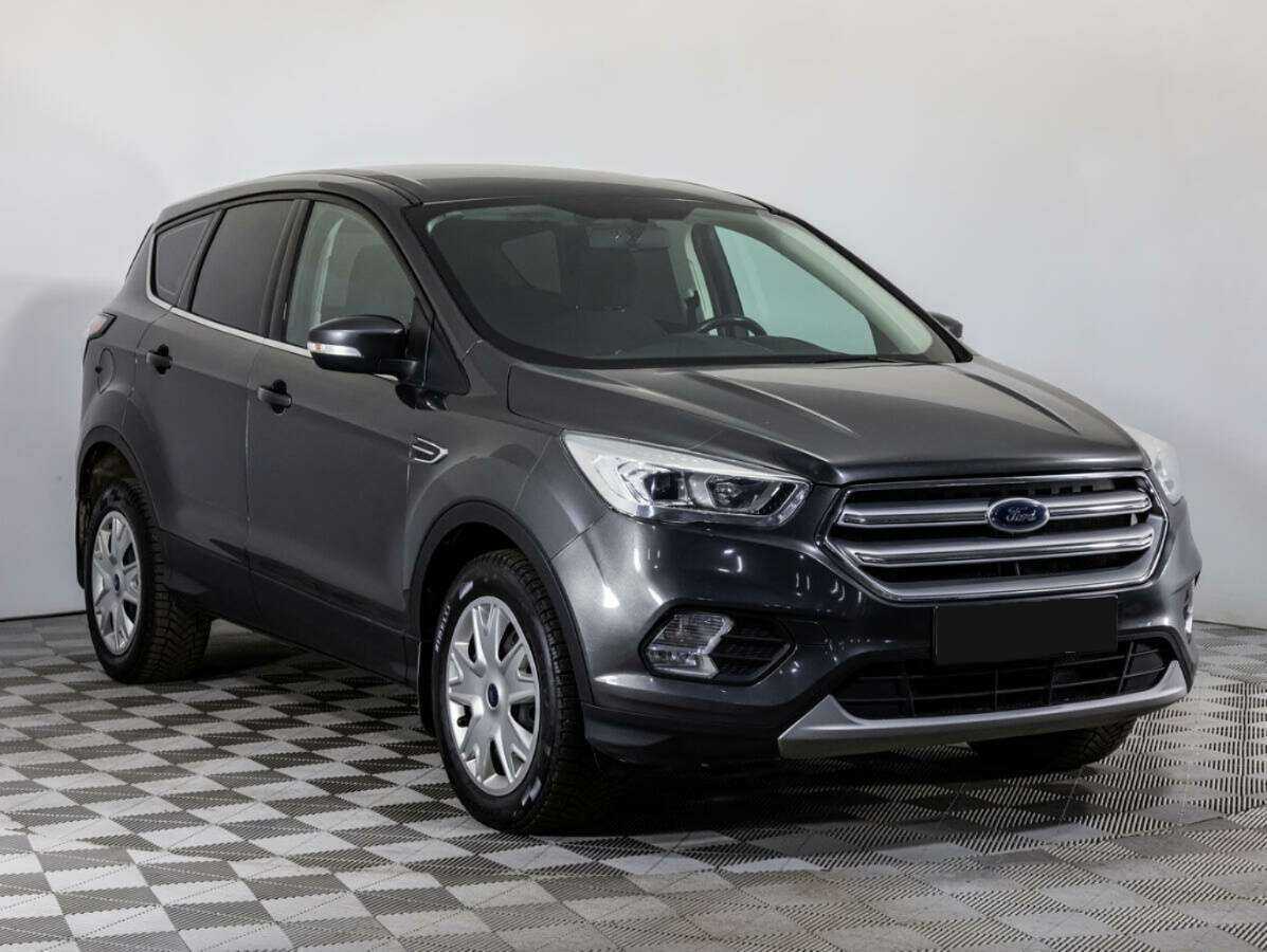 Ford Kuga 2018 года с пробегом. Фото: #2