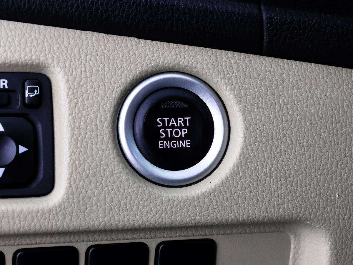 Mitsubishi Pajero Sport 2017 года с пробегом. Фото: #12