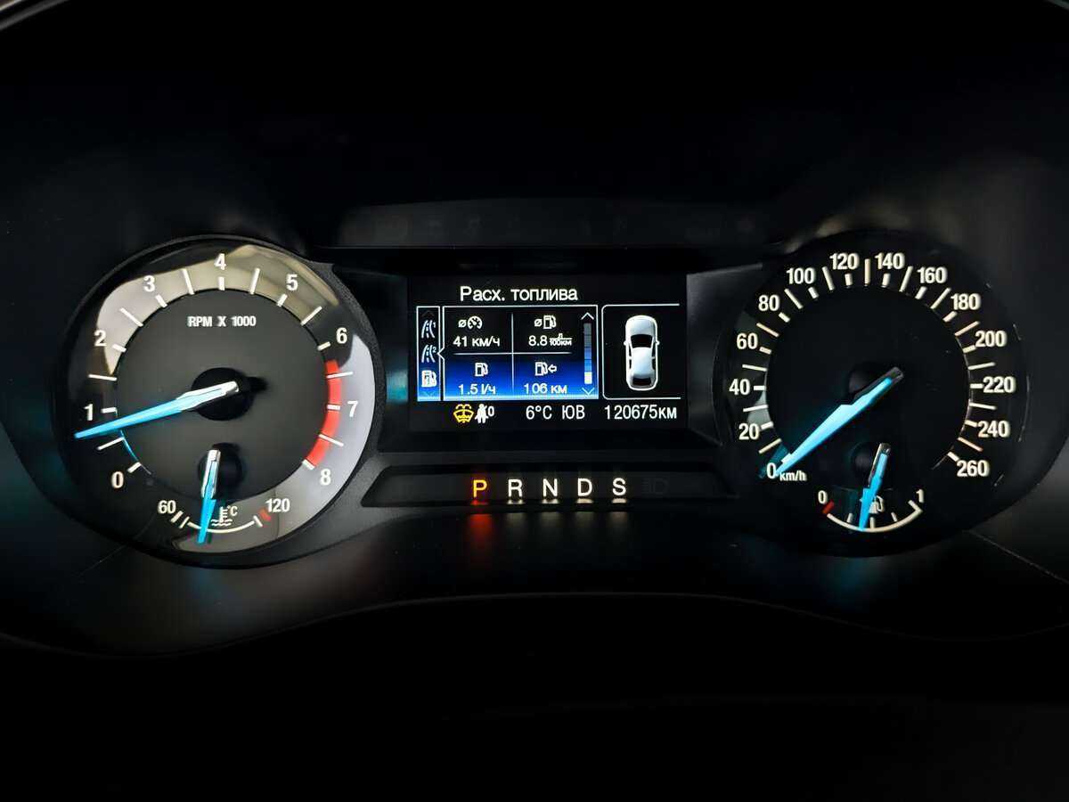 Ford Mondeo 2017 года с пробегом. Фото: #10