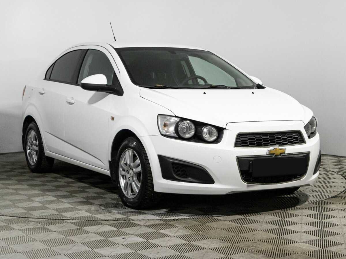 Chevrolet Aveo 2015 года с пробегом. Фото: #2