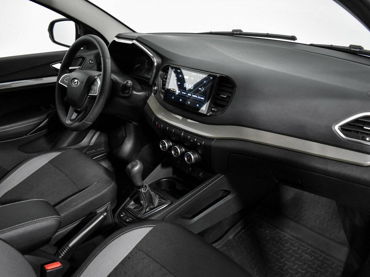 Lada (ВАЗ) Vesta 2023 года с пробегом. Фото: #10