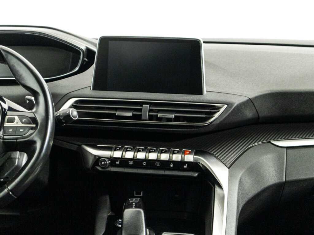 Peugeot 3008 2017 года с пробегом. Фото: #13