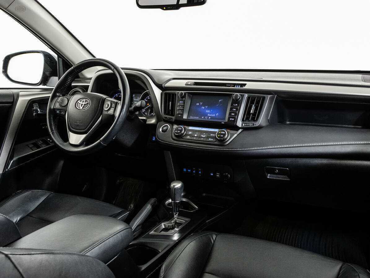 Toyota RAV4 2016 года с пробегом. Фото: #8