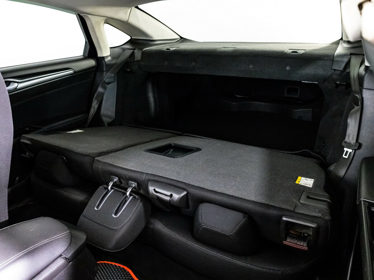 Ford Mondeo 2016 года с пробегом. Фото: #17