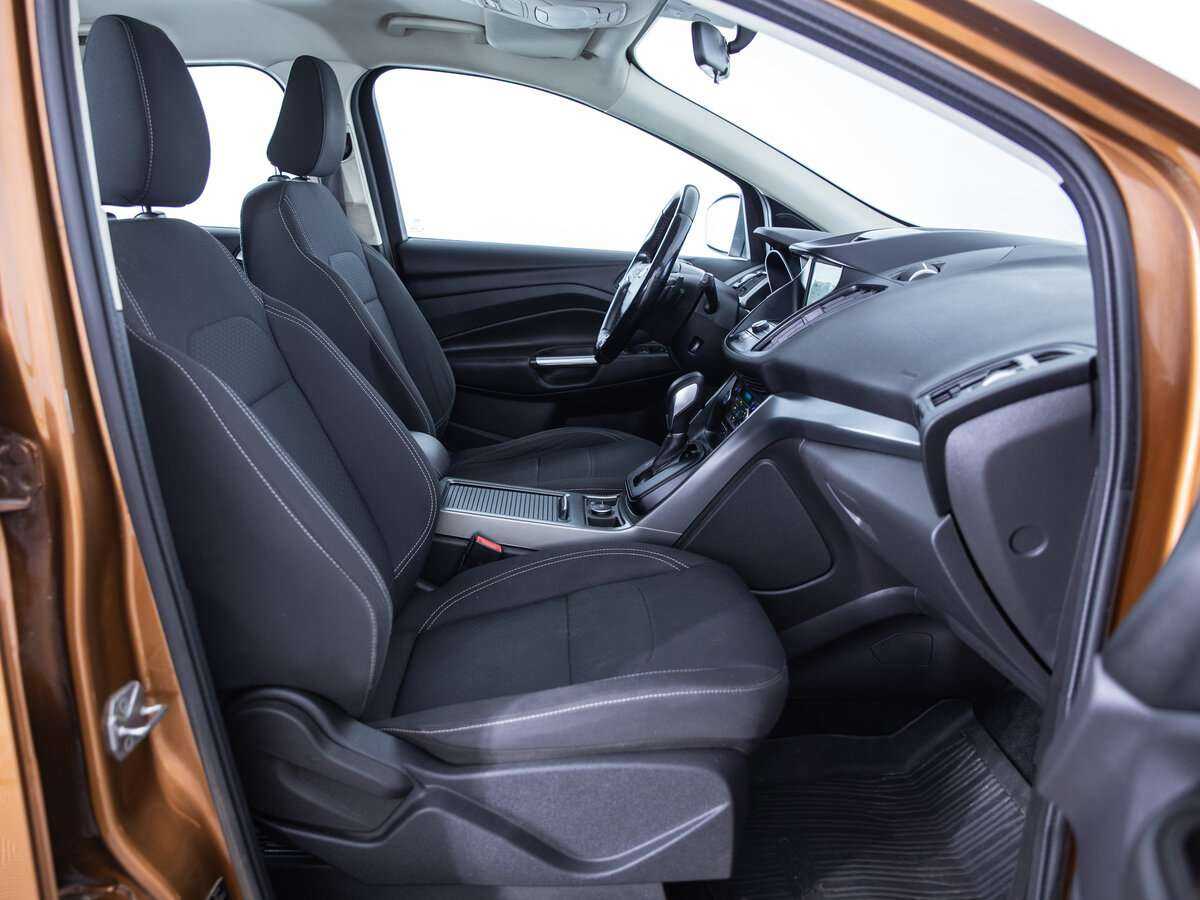 Ford Kuga 2017 года с пробегом. Фото: #14