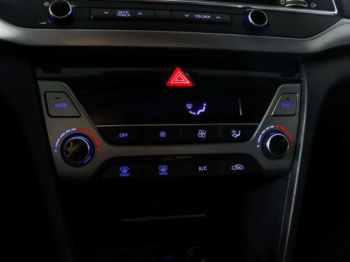 Hyundai Elantra 2018 года с пробегом. Фото: #13