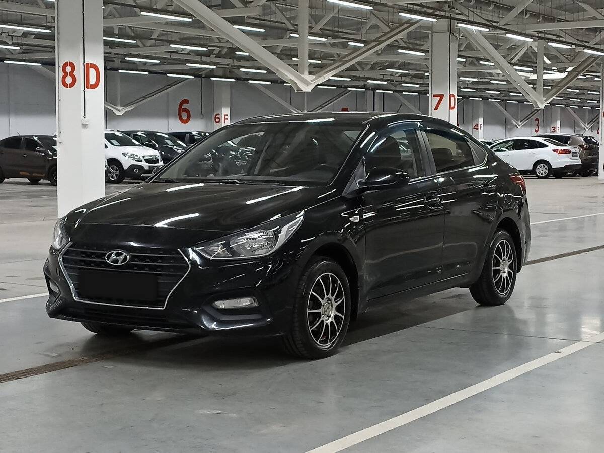 Hyundai Solaris 2018 года с пробегом. Посмотреть фото