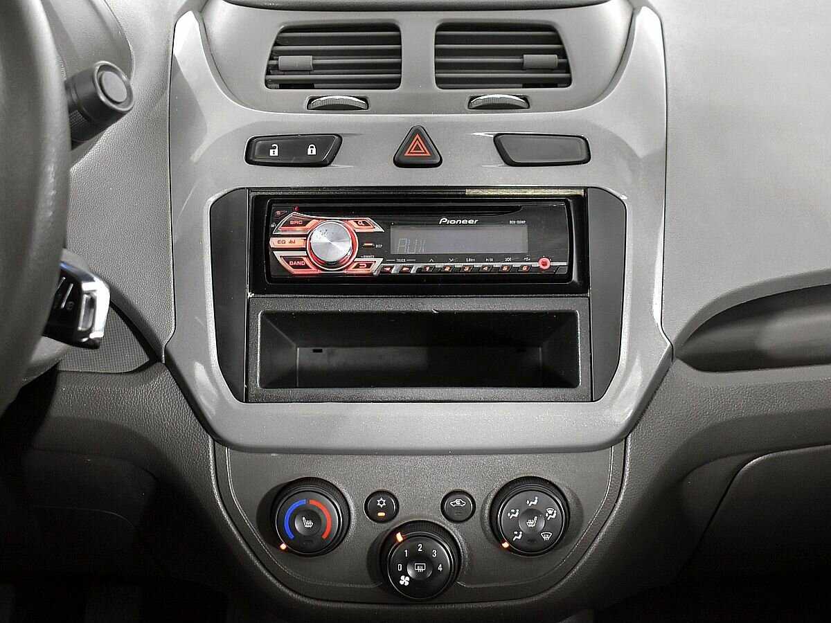 Chevrolet Cobalt 2013 года с пробегом. Фото: #10