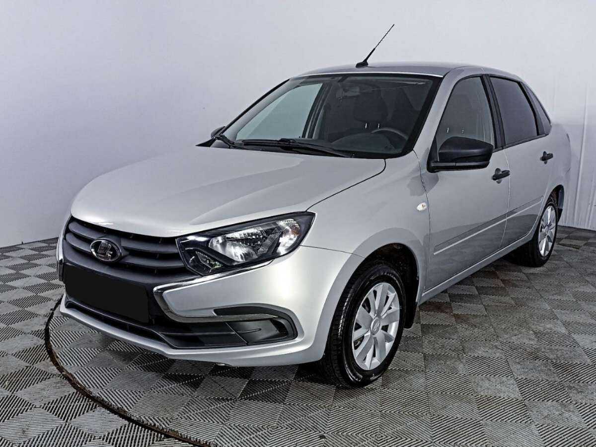 Lada (ВАЗ) Granta 2018 года с пробегом. Посмотреть фото