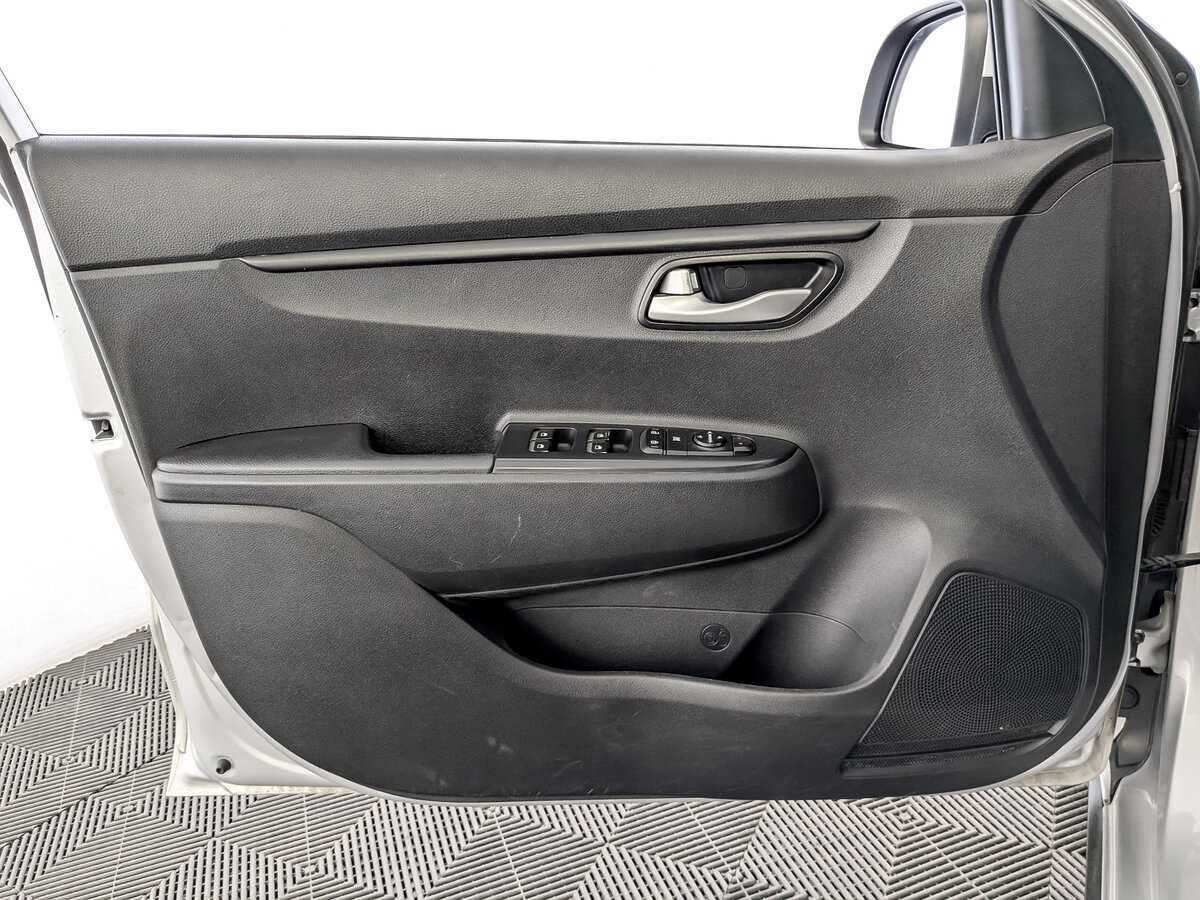 Kia Rio 2020 года с пробегом. Фото: #16