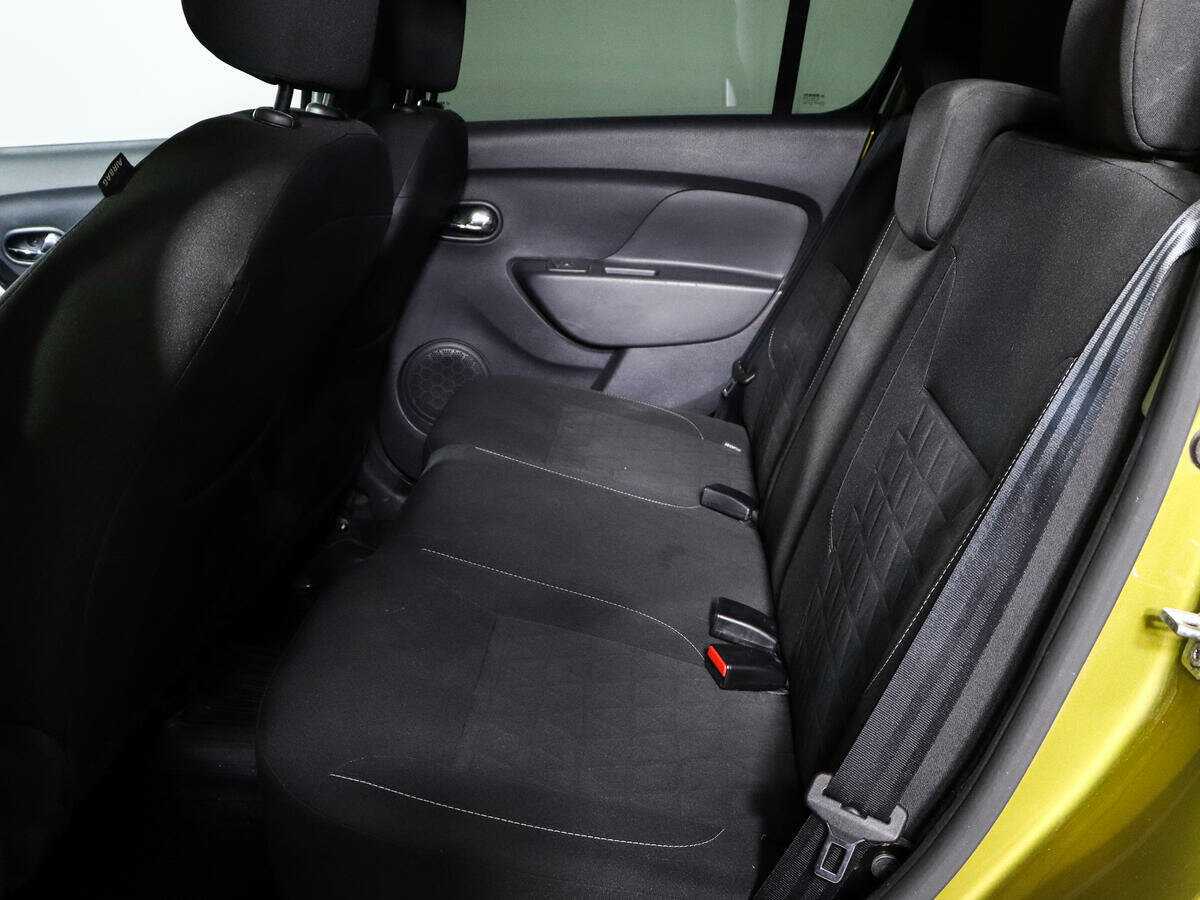 Renault Sandero 2016 года с пробегом. Фото: #9