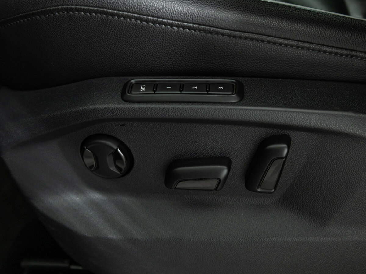 Volkswagen Tiguan 2018 года с пробегом. Фото: #16