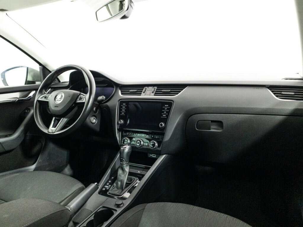 Skoda Octavia 2018 года с пробегом. Фото: #8